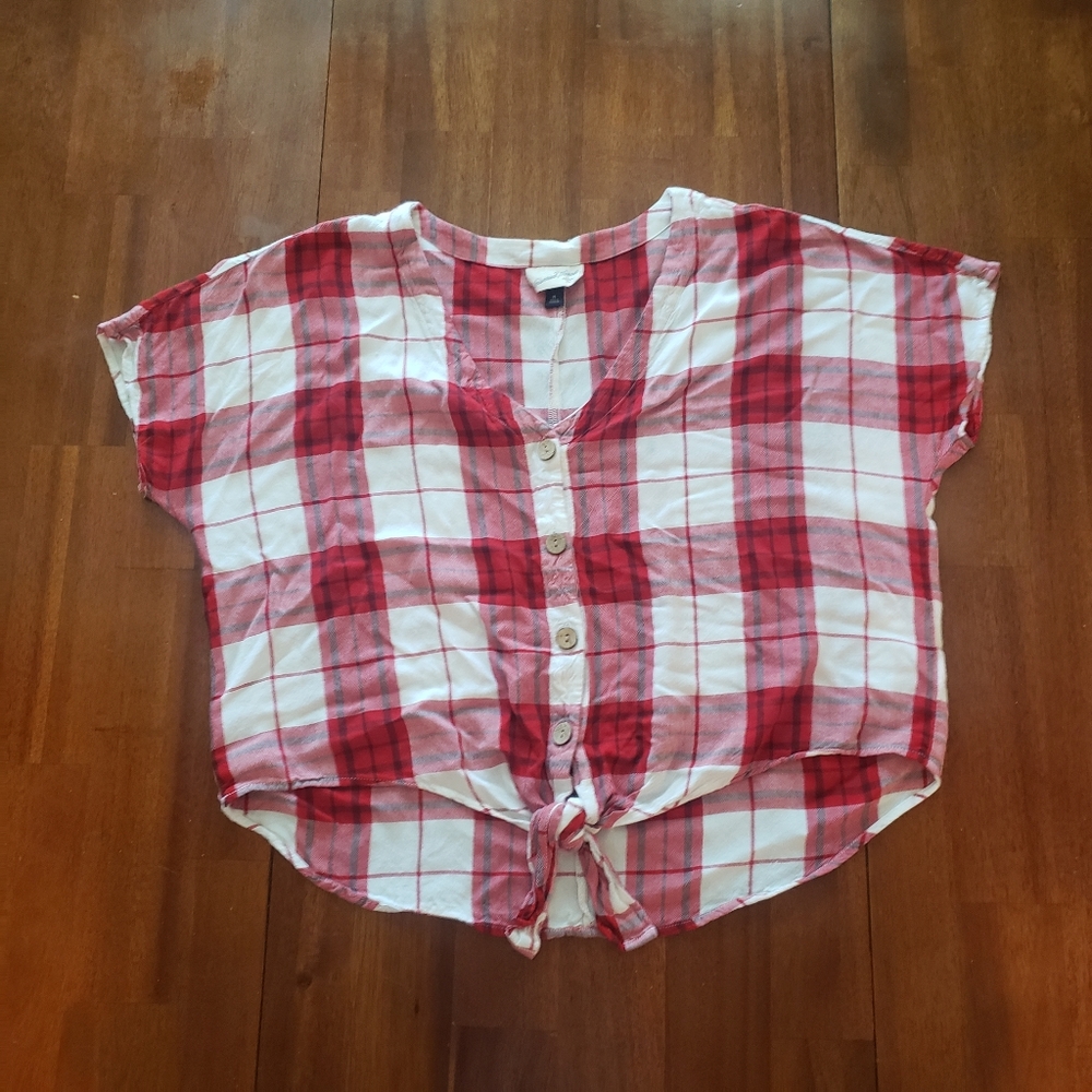 Universal Threads Red & White Plaid Top - Picture 2 of 7